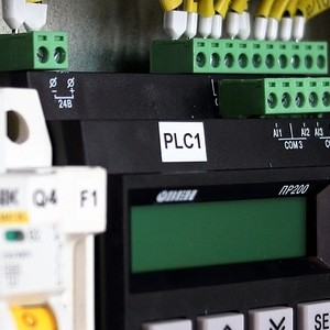 PLC